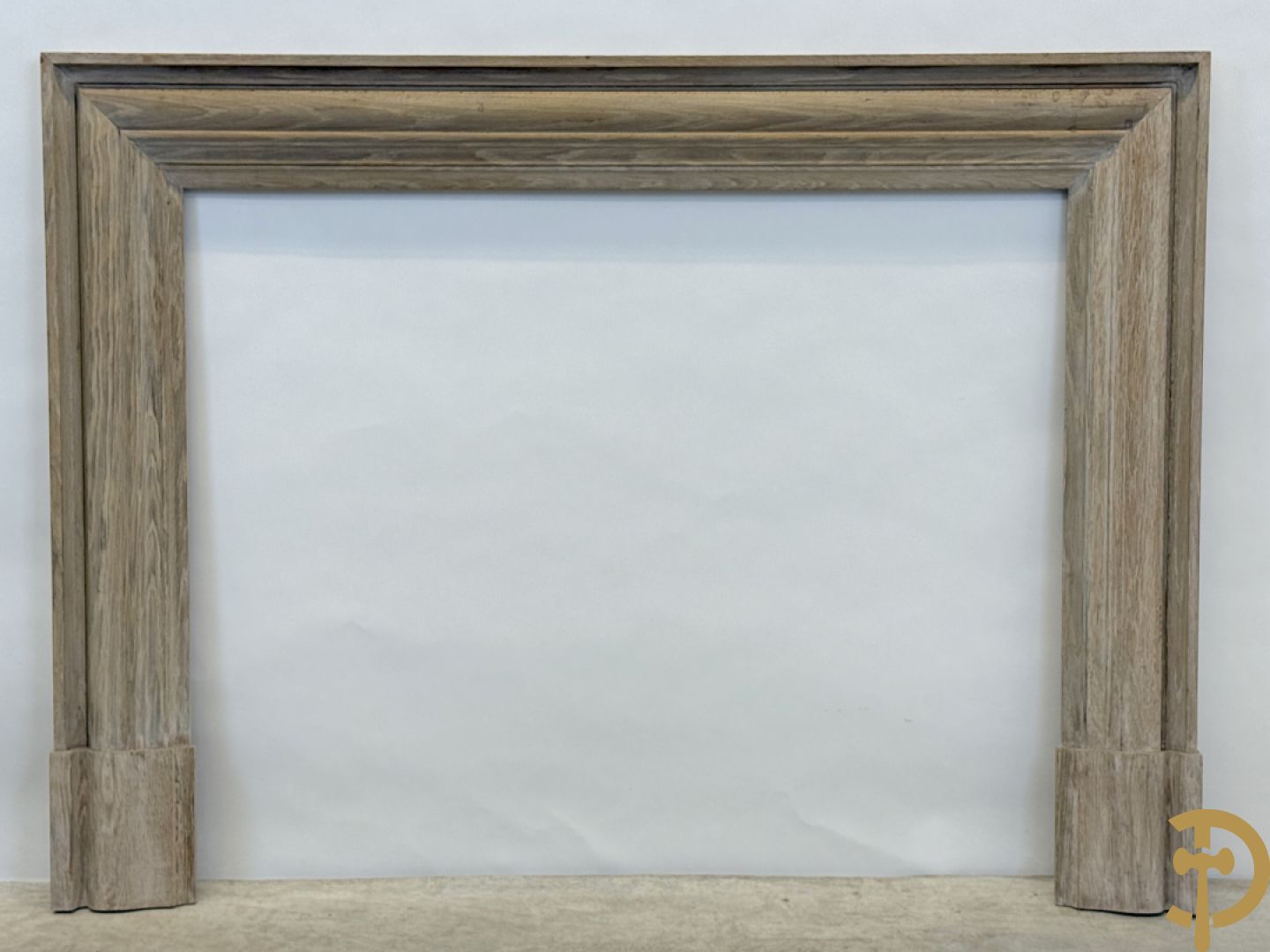 Eiken schouwmantel met gestoken molures