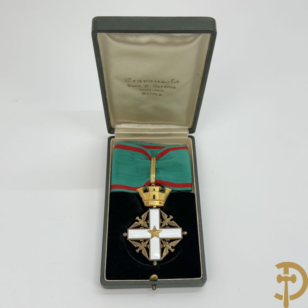 Groot ereteken in schrijn Ordine al Merito della Repubblica Italia Commendatore - met groen/rood lint