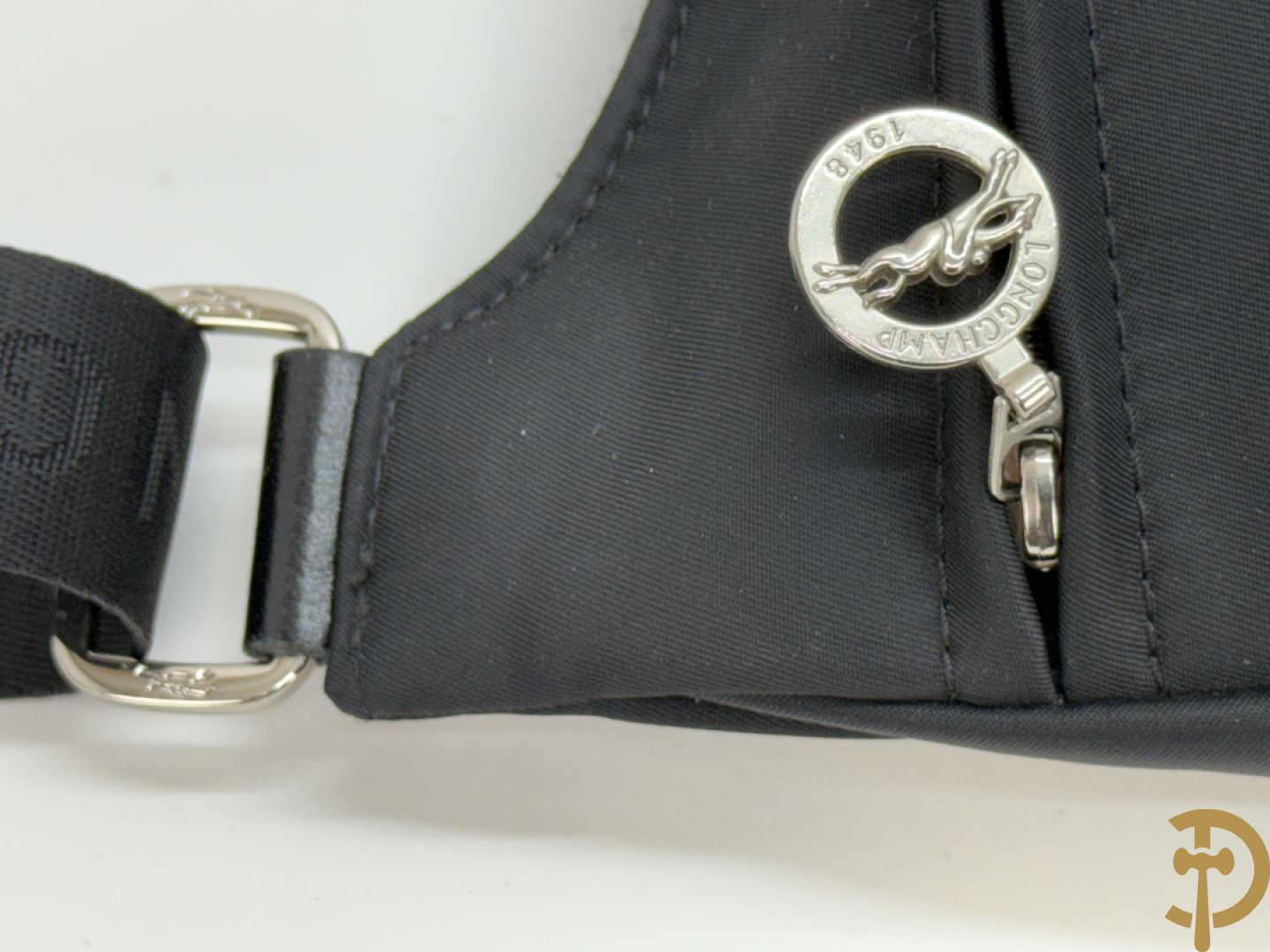 Lederen handtas Longchamp + 2 nylon handtassen Longchamp