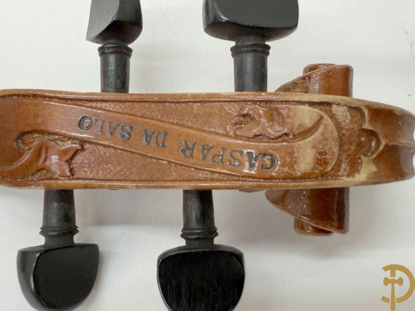 Oude viool, Caspar Da Salo N. Brescia getekend binnenin