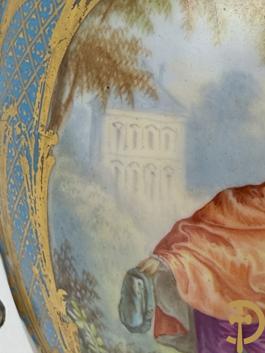 Driedelige bronzen Franse garnituur bezet met cupido