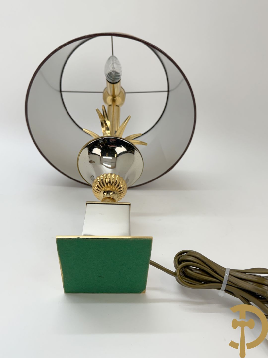 Koperen lampadaire met amfoor en ananas, Hollywood Regency stijl