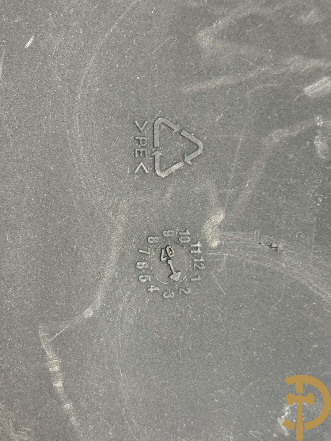 Paar plexi armzetels Zanotta, model Dora Outdoor