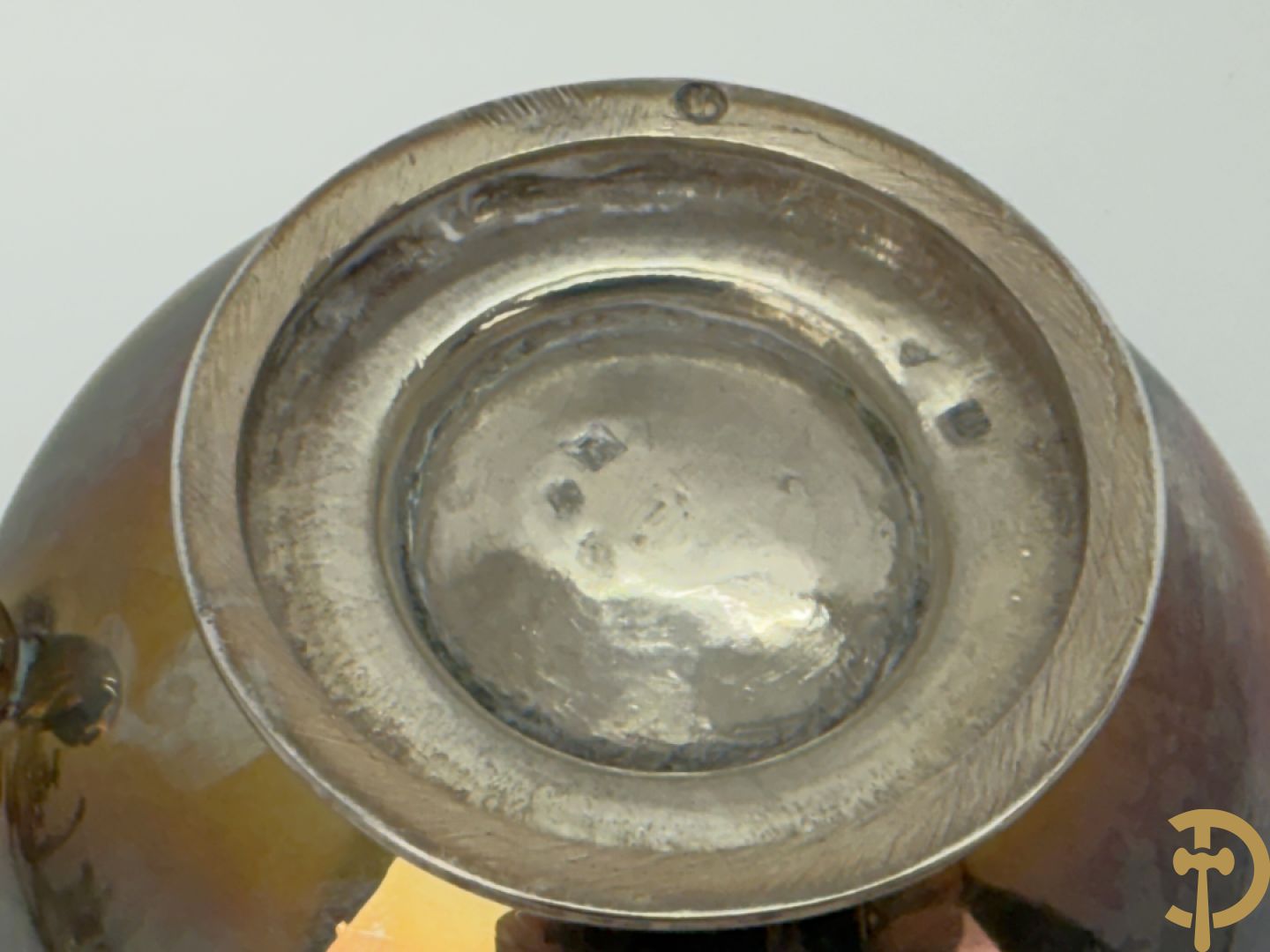 Zilveren koffiekan + bijhorende melk- en suikerpot, Louis XV stijl