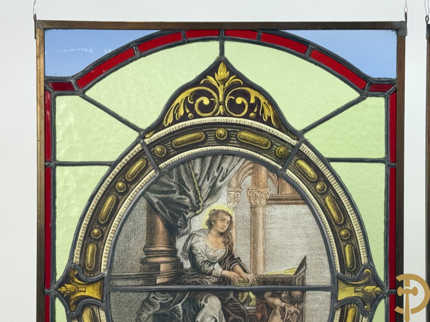 Twee loodramen met beschilderde taferelen 