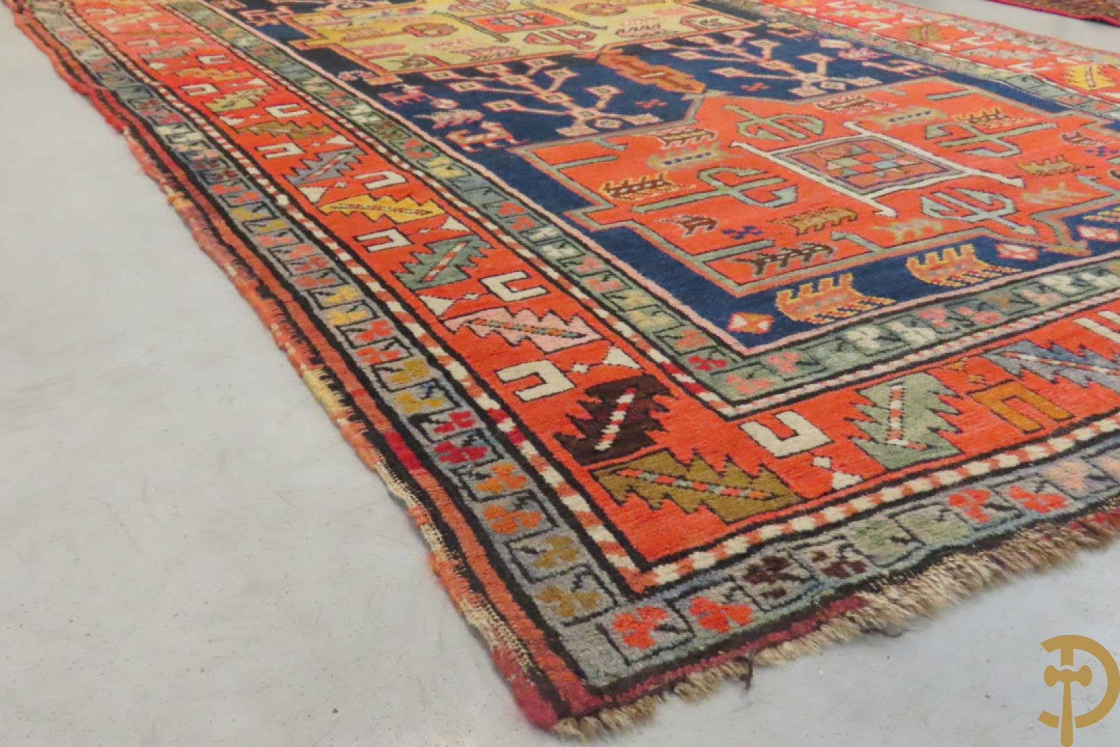 Drie oosterse handgeknoopte tapijten Kaukasus