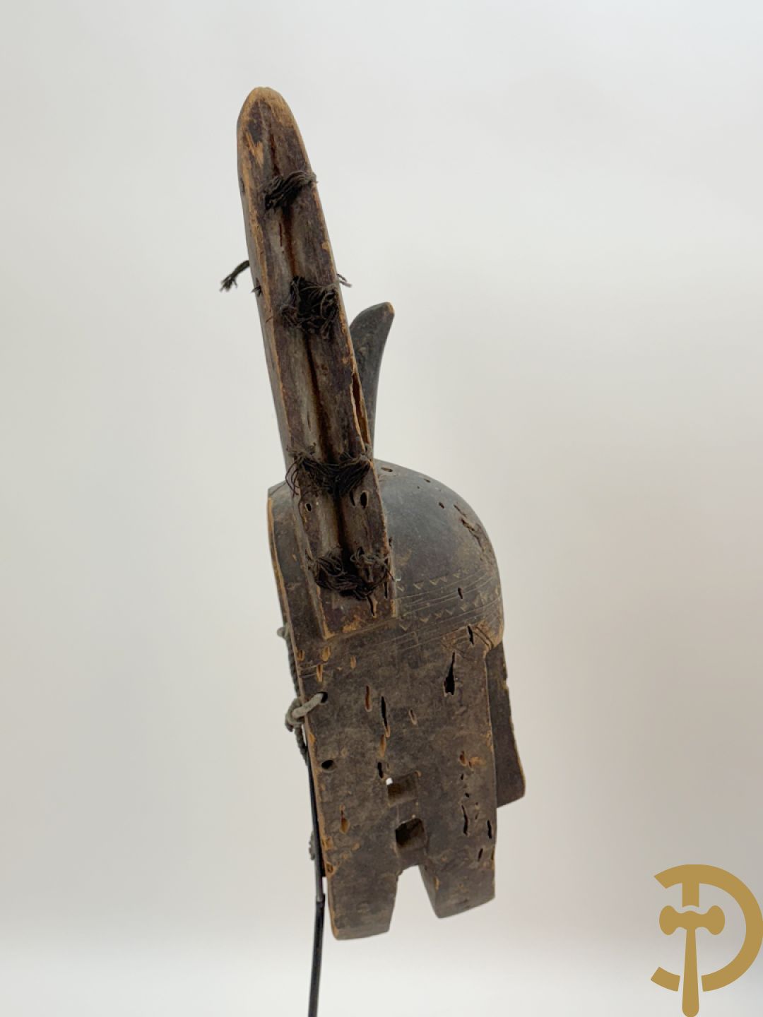 Twee Afrikaanse maskers : Bambara, rabbit masker + Yaka Nigeria masker