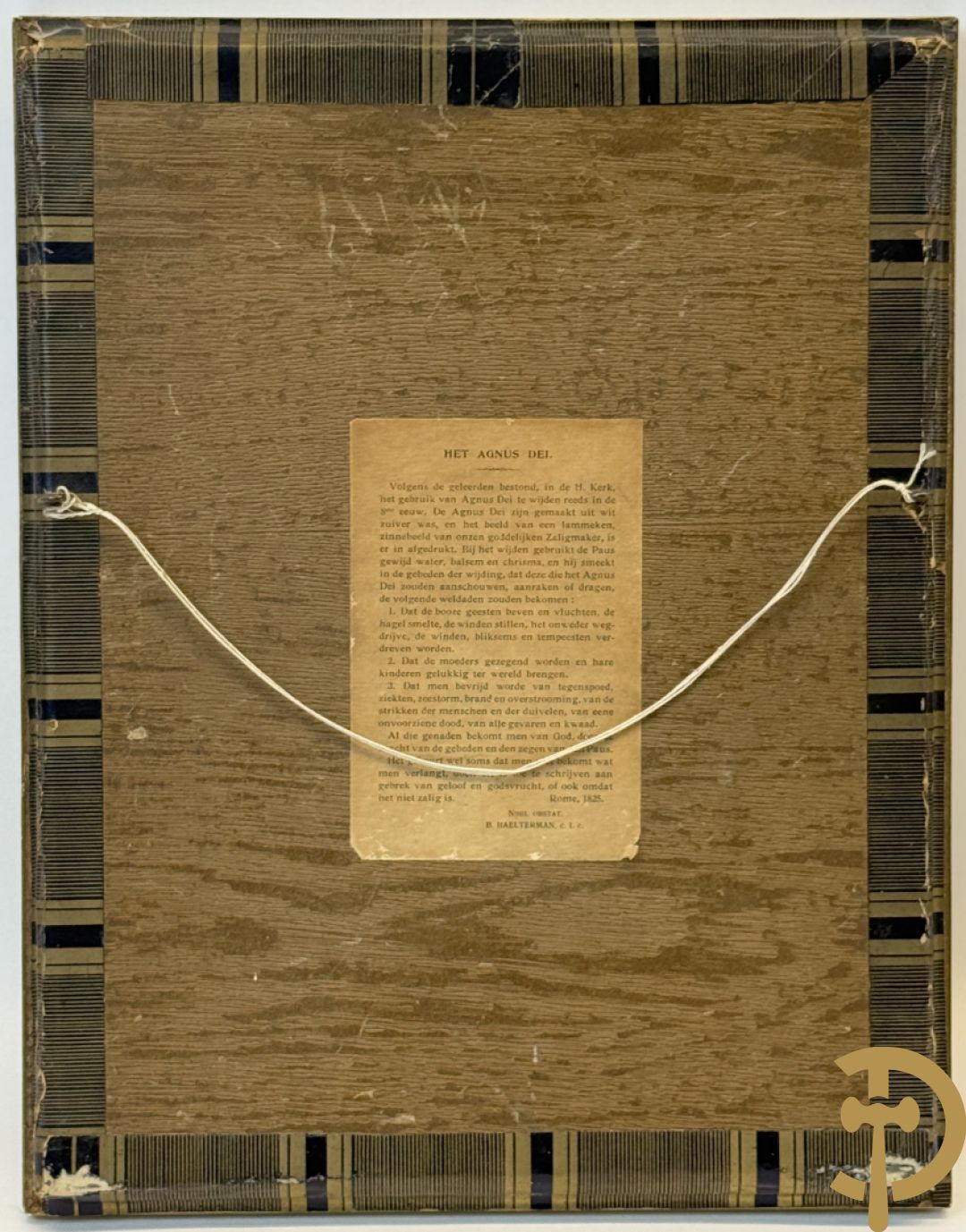 Vergulde lijst met accanthusranken en ovaal medaillon + kader met ovaal medaillon + religieuse wassen zegel