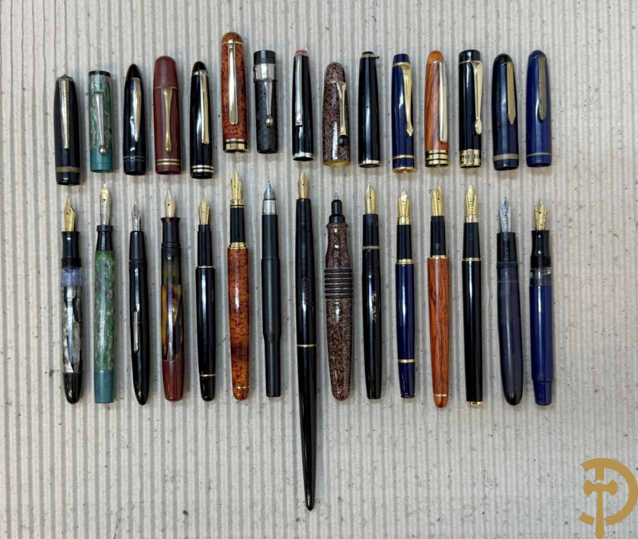 Vijftien oude vulpennen w.o. 5 uit de jaren 