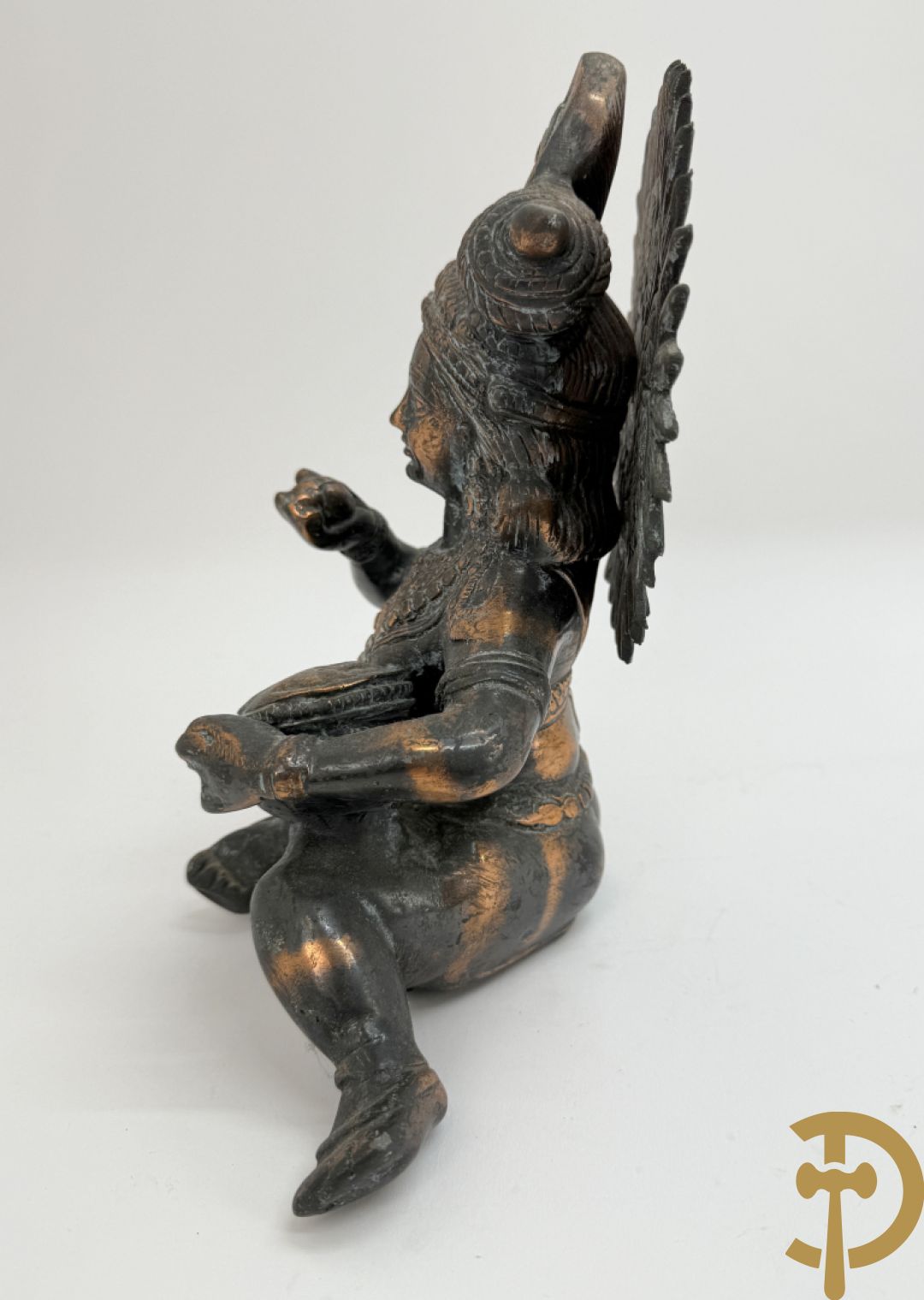 Bronzen dansende shiva + zittende bronzen boedhistische figuur + zittende boedhistische man met mand in zamak + bronzen boedhistisch boedhahoofd + bronzen shiva met 4 armen