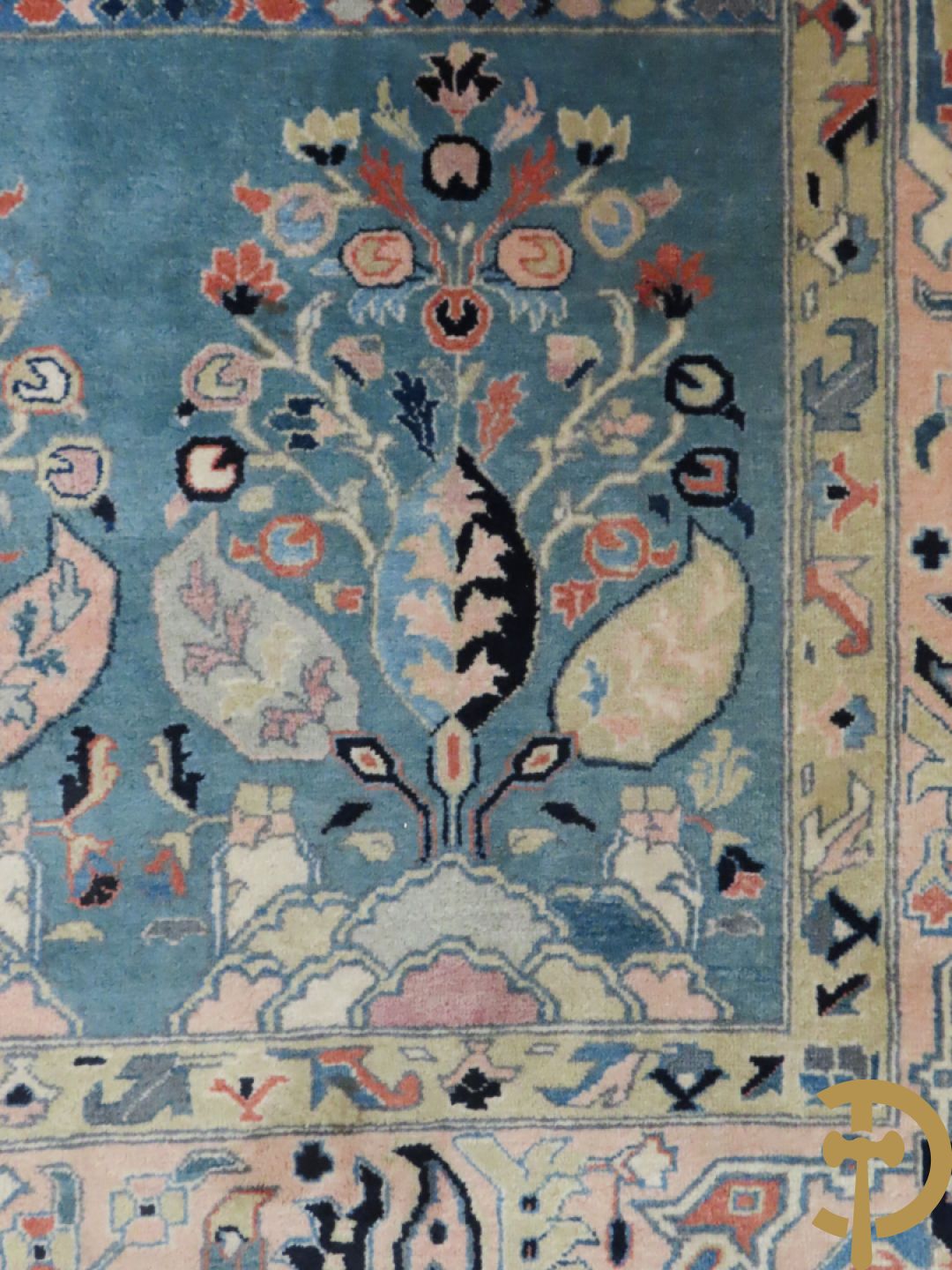 Oosters handgeknoopt tapijt Keshan met bloemen- en vogelmotieven