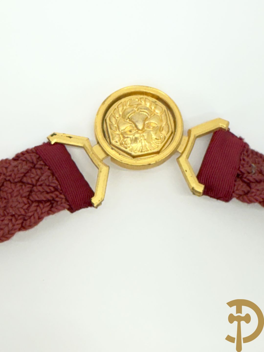 Belgisch ereteken van de arbeid in schrijn