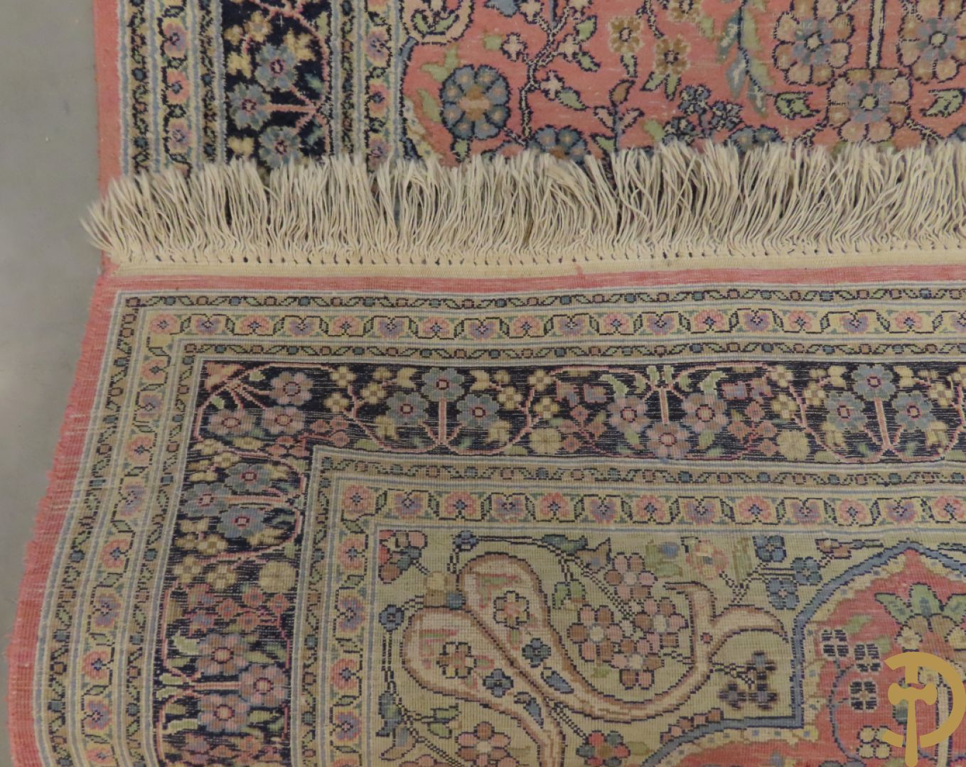 Oosters handgeknoopte loper zijde op katoen met amfoor en bloemenmotieven