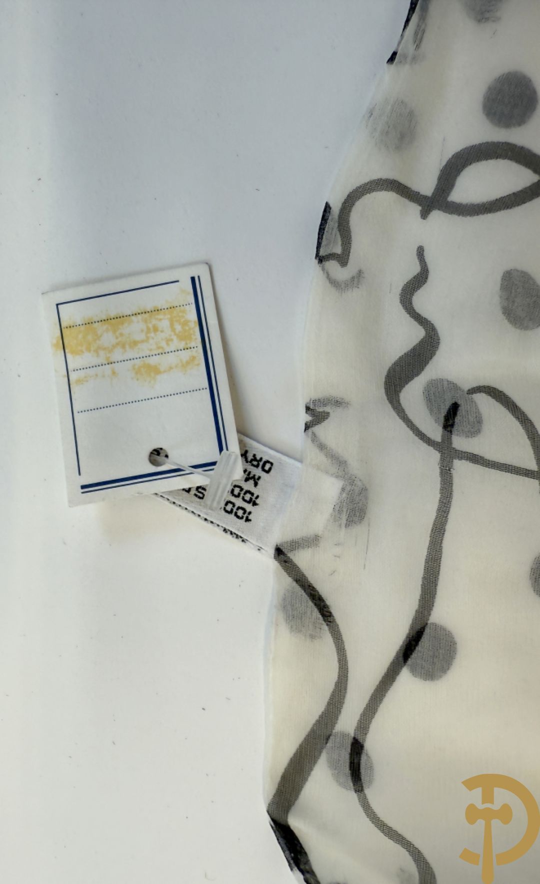 Vier foulards Nina Ricci (nooit gedragen komt uit winkel restant)