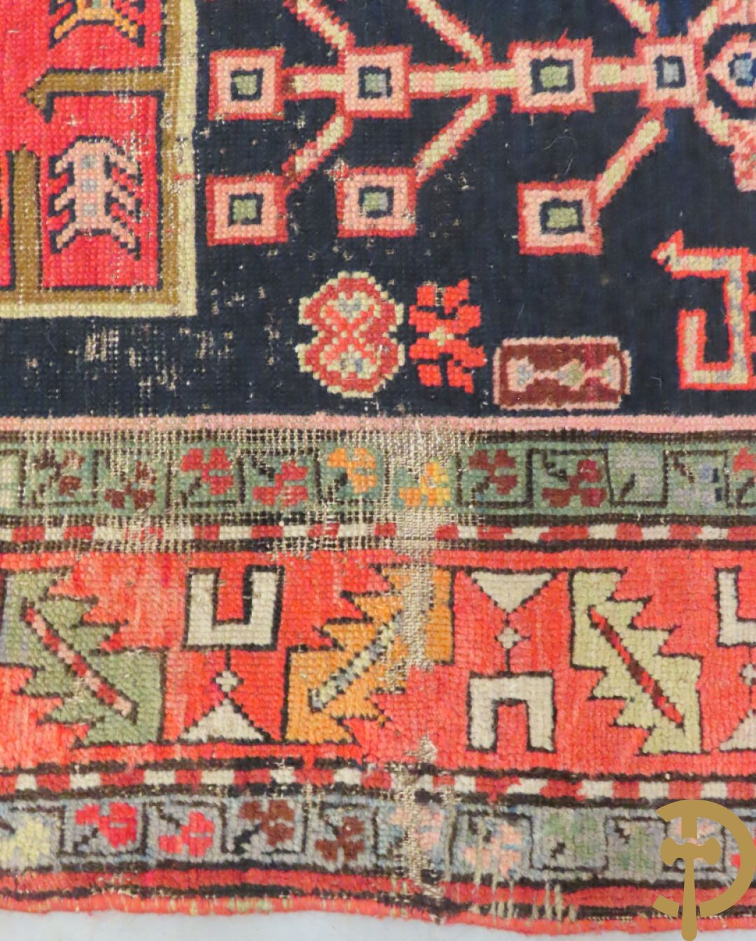 Drie oosterse handgeknoopte tapijten Kaukasus