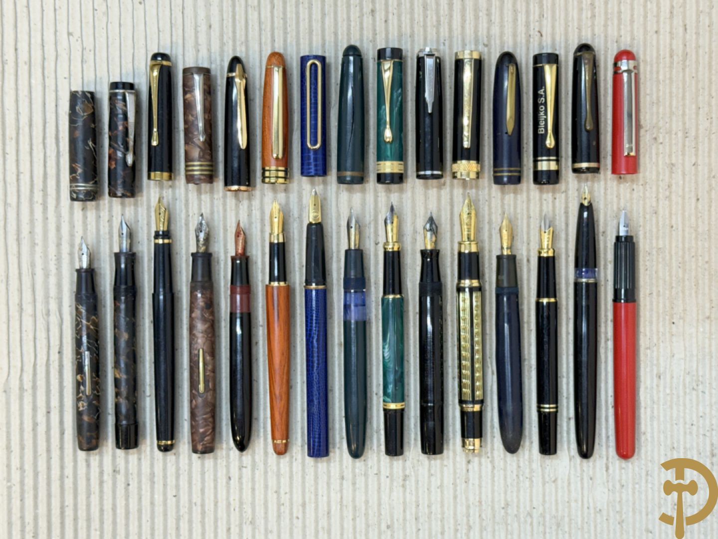 Vijftien oude vulpennen w.o. 5 uit de jaren 