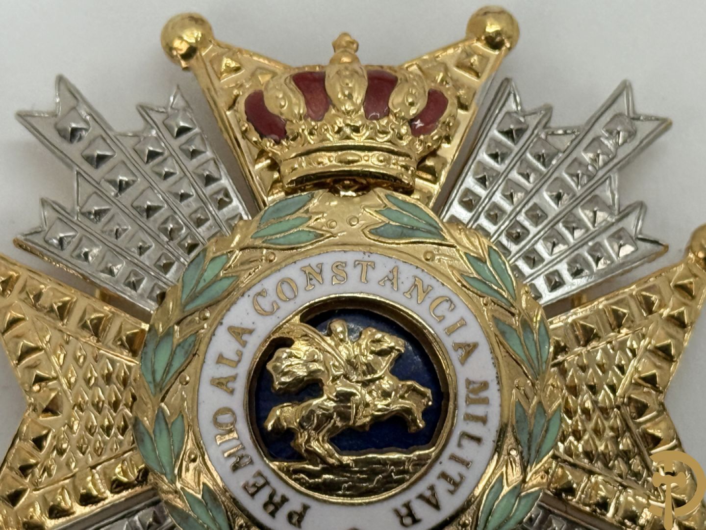 Grootkruis en borstster in de Orde van Sint-Hermengilde Spanje