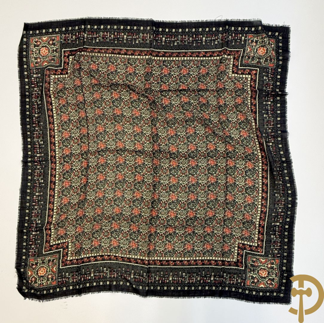 Twee foulards Sonia Rykiel (nooit gedragen komt uit winkel restant)