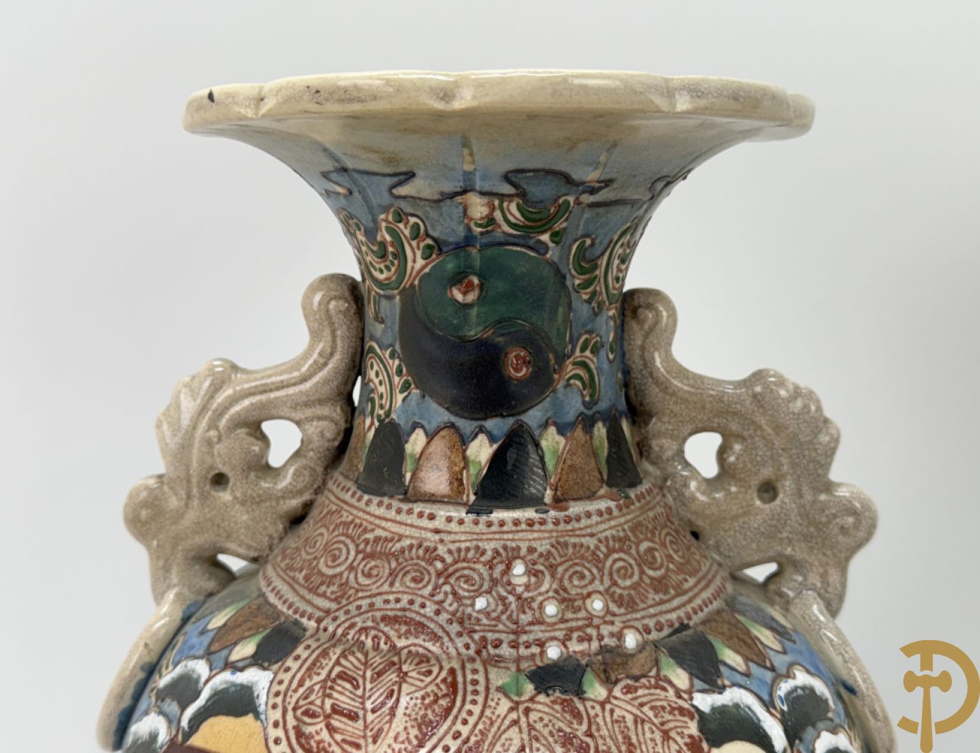 Paar Satsumat vazen met krijgertaferelen