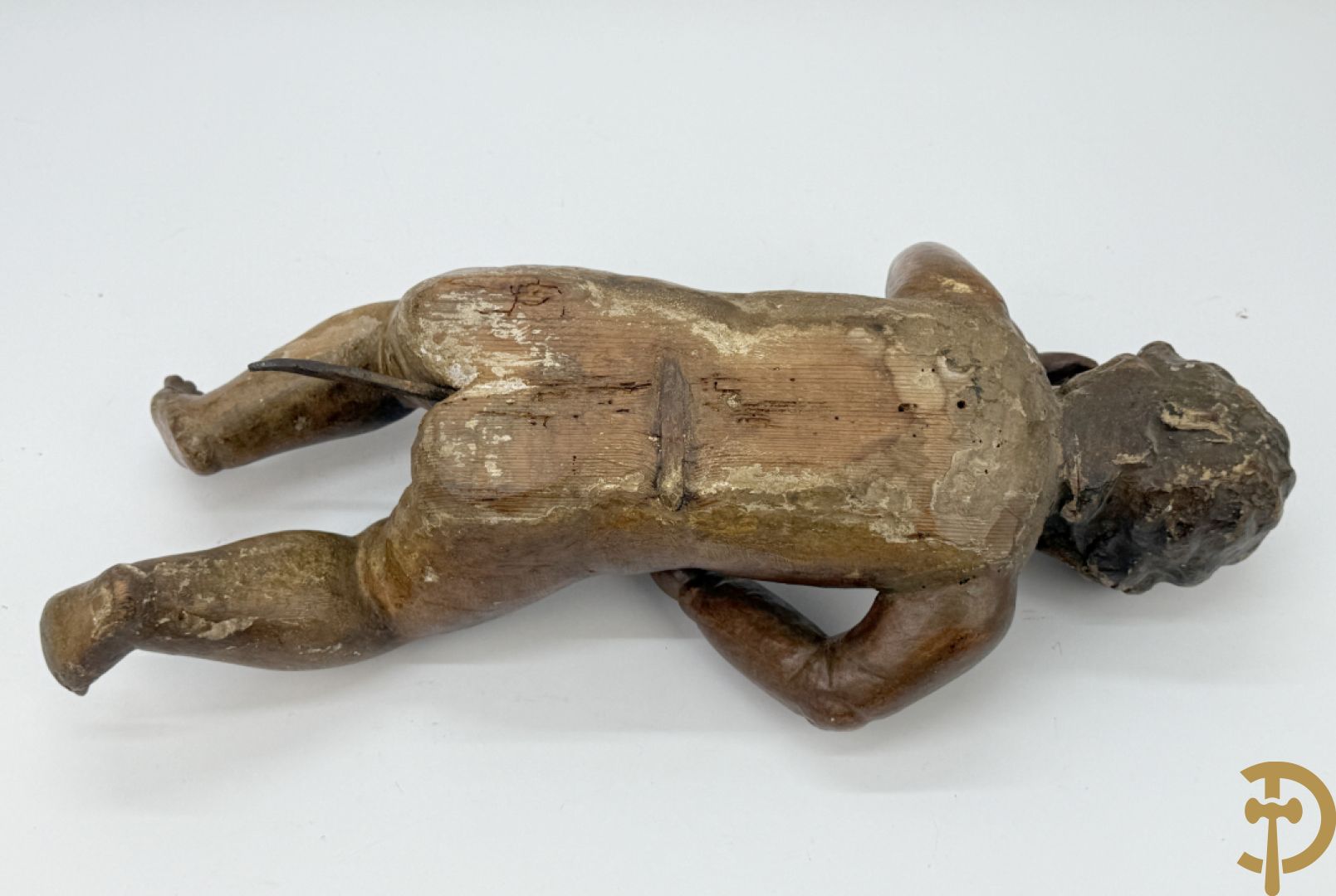 Paar houtgesculpteerde en gepolychromeerde cupido