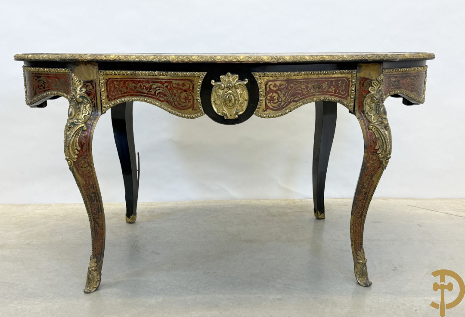 Boulle tafel met lade, Napoleon III, met mooi koperinleg en bronzen ornamenten, 19e