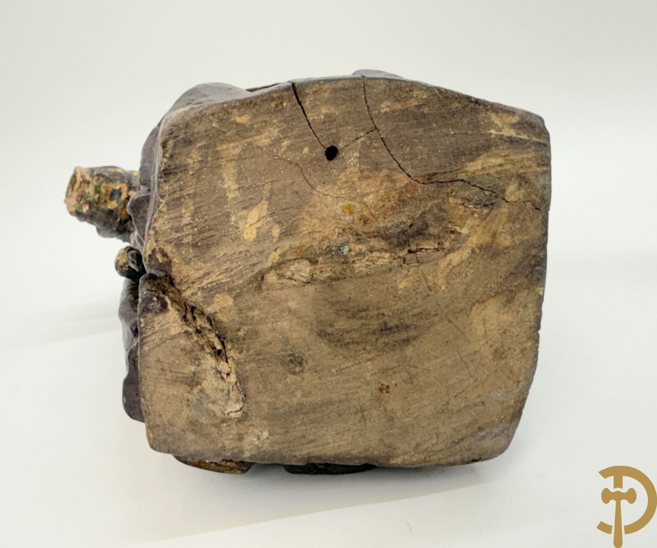 Gepolychromeerde houtsculptuur van Sint-Antonius met kind + gepolychromeerde houtgesculpteerde Madonna met kind + houtsculptuur van Sint-Jacob