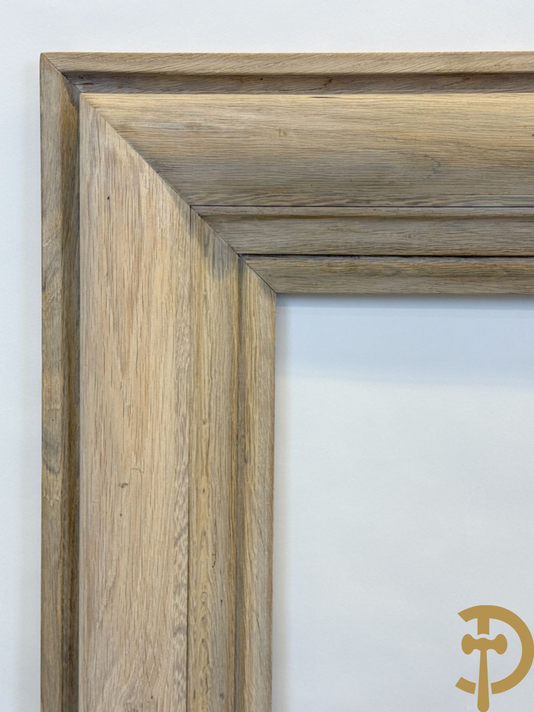 Eiken schouwmantel met gestoken molures