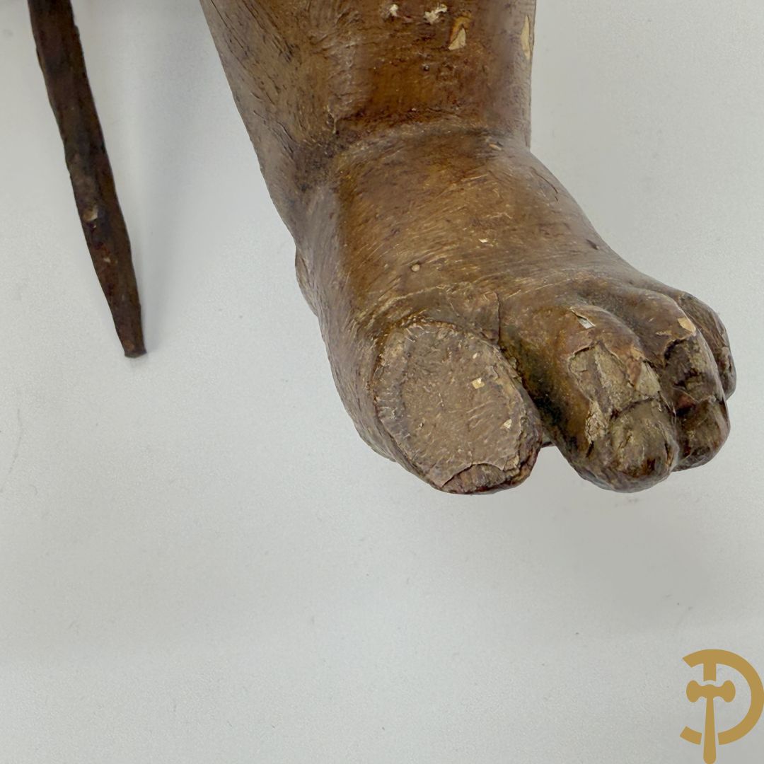 Paar houtgesculpteerde en gepolychromeerde cupido