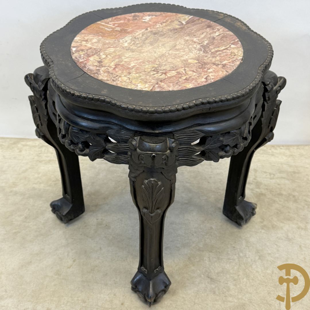 Chinese hardhouten lage sokkel + Chinese hardhouten hoge sokkel op 5 poten + Chinese hardhouten kleine sokkel