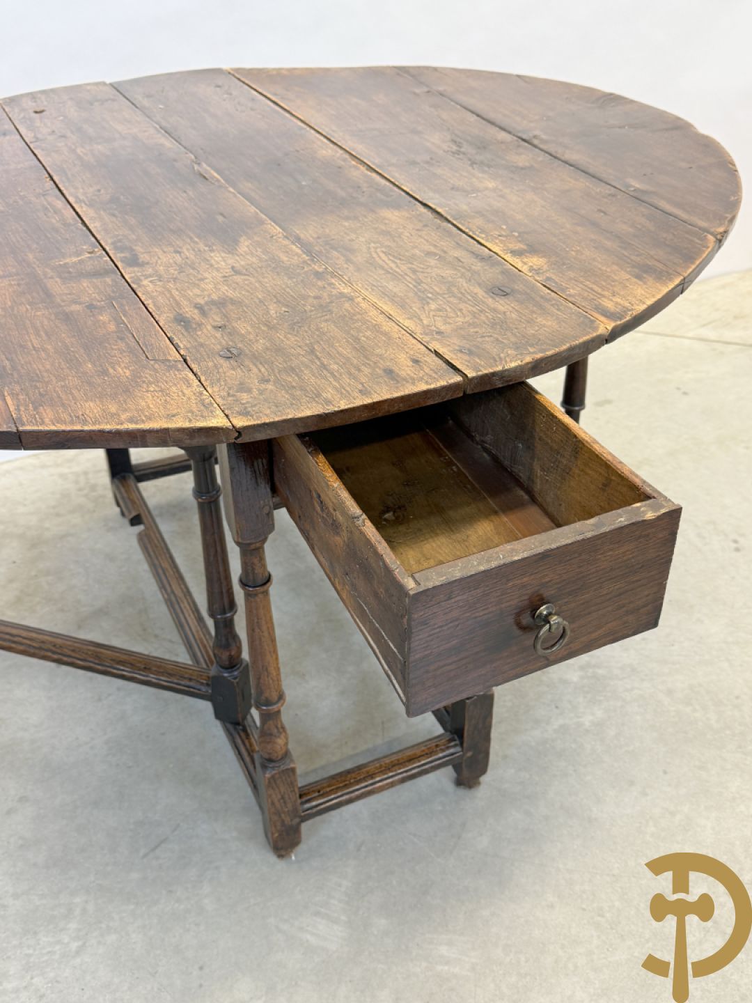 Massief eiken Engelse openklapbare gatelegg tafel met lade