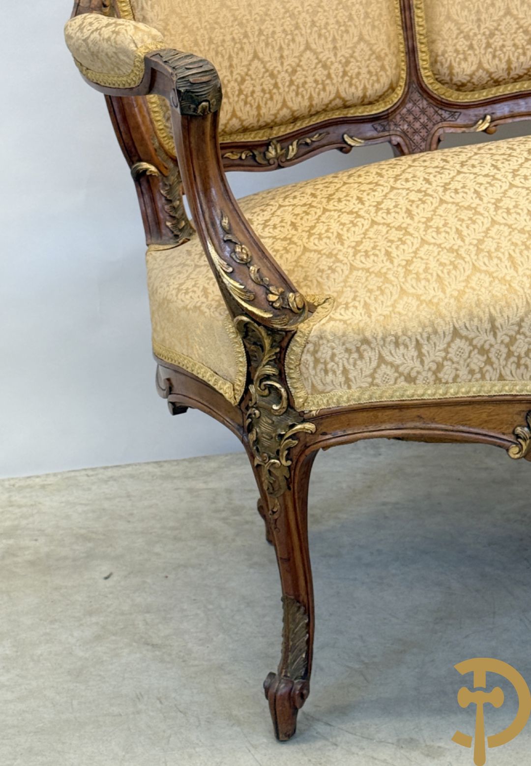 Notelaren Louis XV canapé en 2 armzetels met rocailles