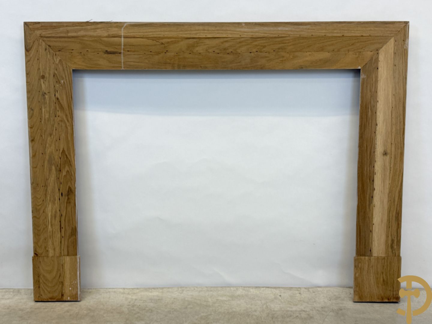 Eiken schouwmantel met gestoken molures