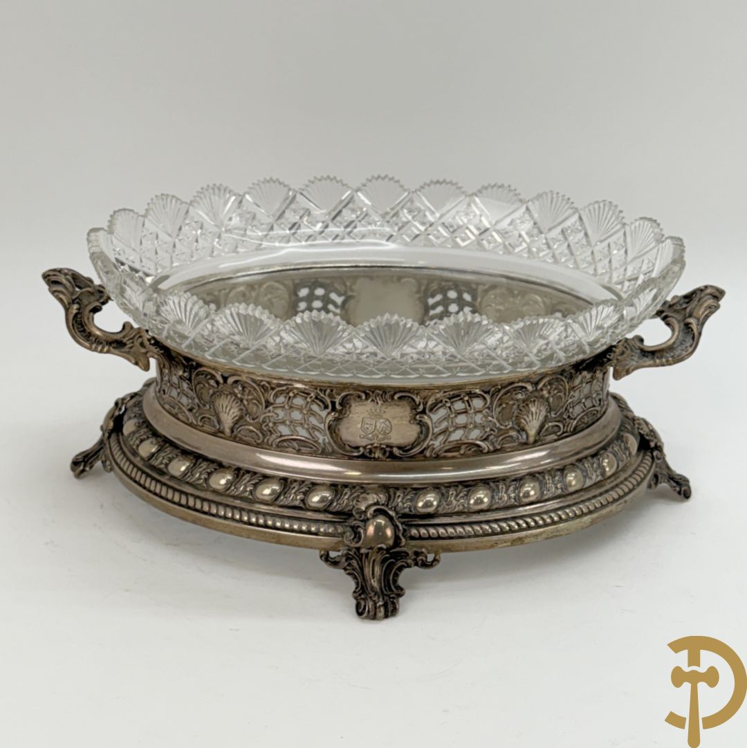 Massief zilveren ovale milieu de table met kristallen coupe