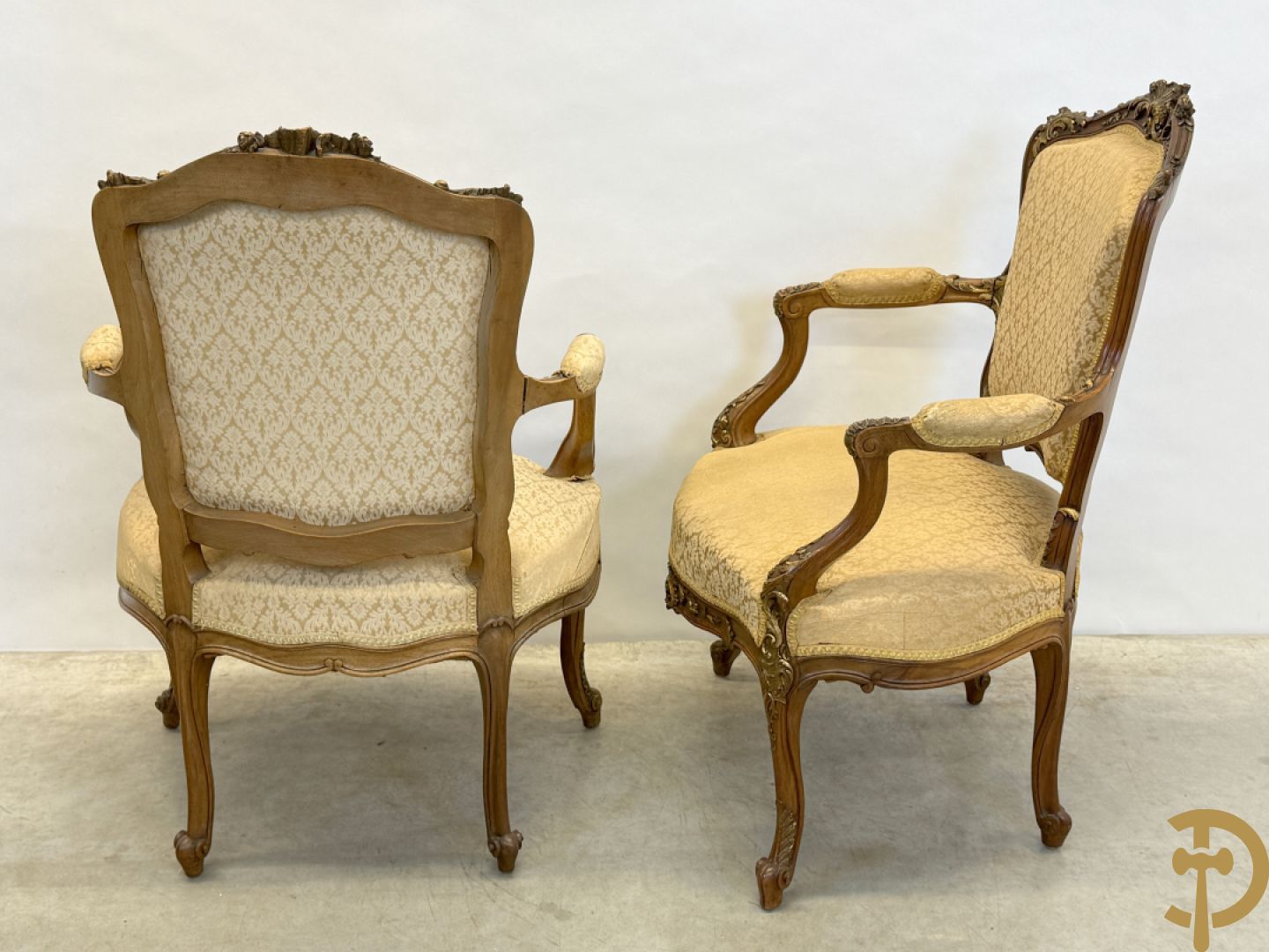 Notelaren Louis XV canapé en 2 armzetels met rocailles