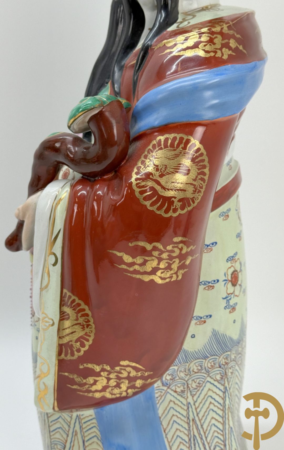 Chinese keramieken wijsgeer met staf + paar papegaaien in meerkleurige keramiek + 2 paar Aziatische keramieken fo-hondjes