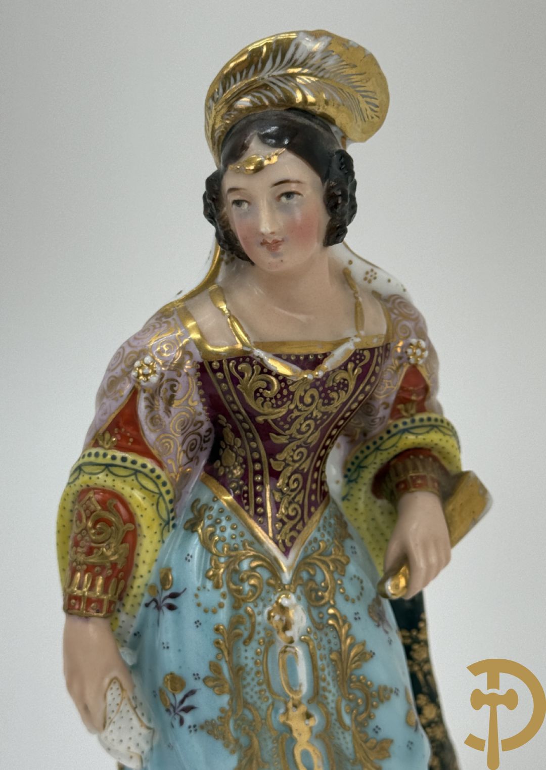 Paar 19e porseleinen Vieux Paris beeldjes van edelheer en edelvrouw