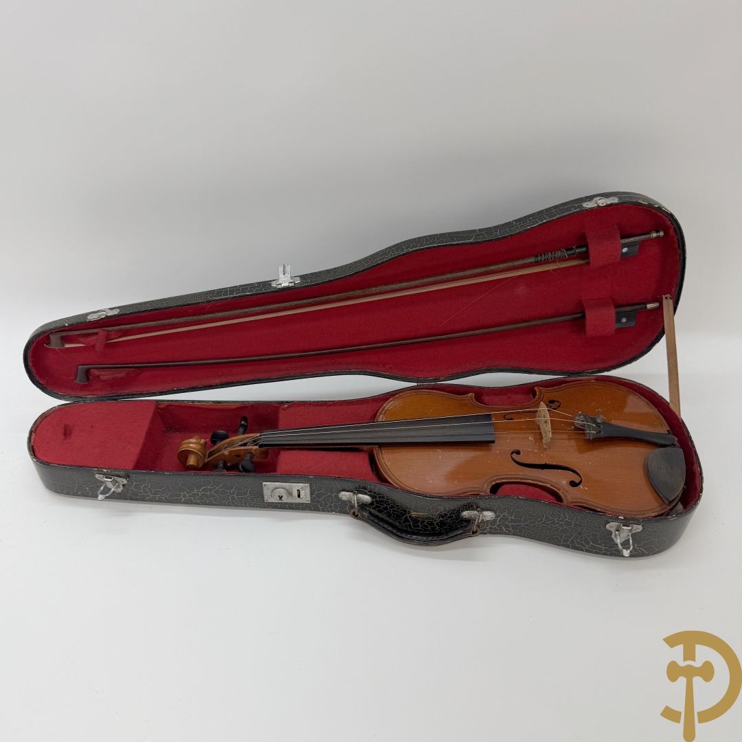 Oude viool, Caspar Da Salo N. Brescia getekend binnenin