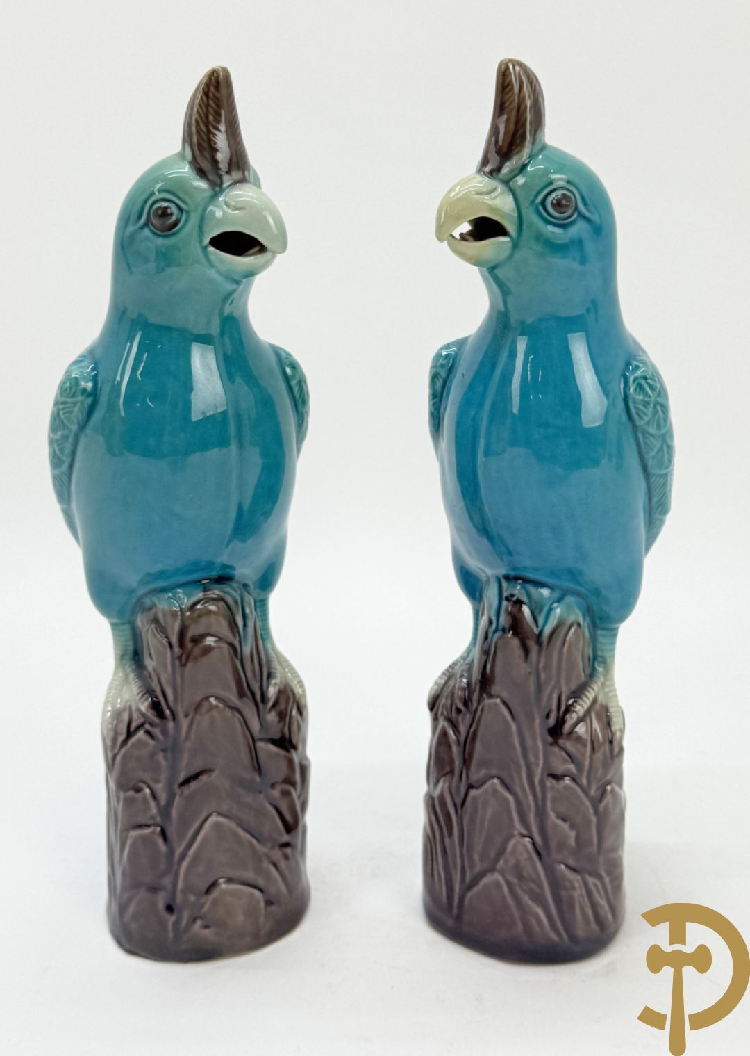 Chinese keramieken wijsgeer met staf + paar papegaaien in meerkleurige keramiek + 2 paar Aziatische keramieken fo-hondjes