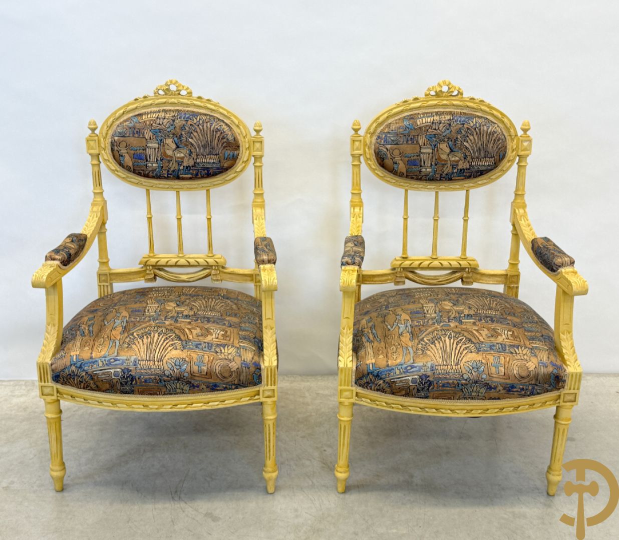 Vijfdelig gepolychromeerd Louis XVI salonensemble bestaande uit canapé, 2 fauteuils en 2 stoelen
