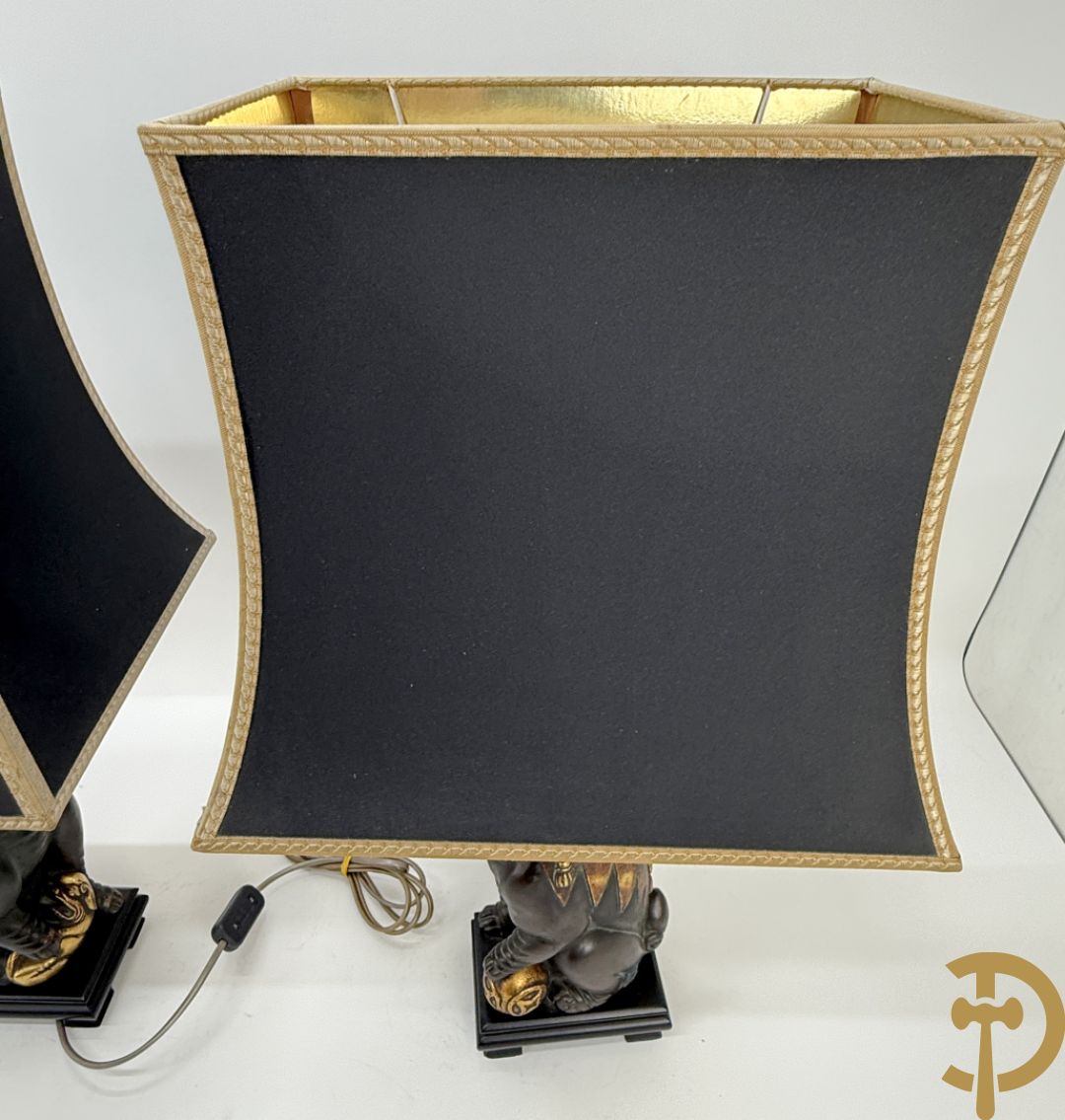 Paar fo-honden in keramiek gemonteerd als lampadaire