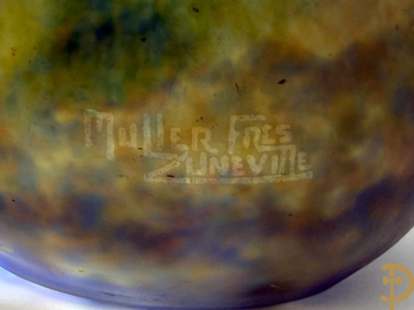 MÜLLER FRERES Luneville getekend, Art Deco vaas in glaspasta