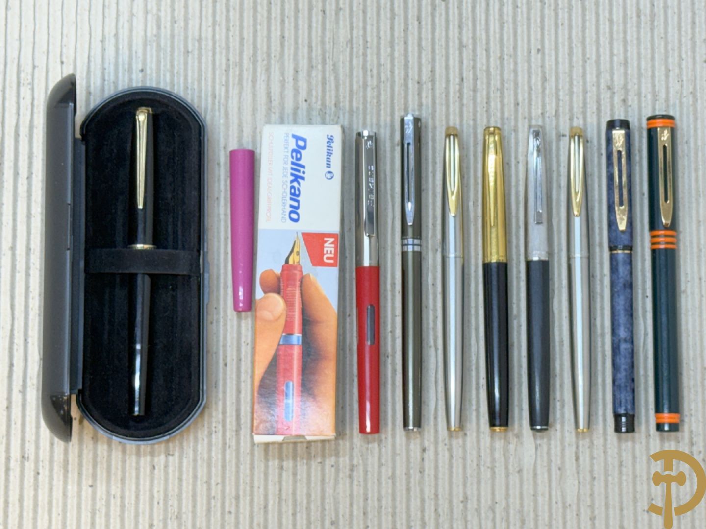 Zeven Waterman vulpennen + 2 Pelikan vulpennen
