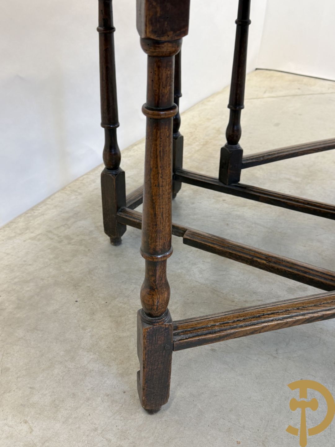 Massief eiken Engelse openklapbare gatelegg tafel met lade