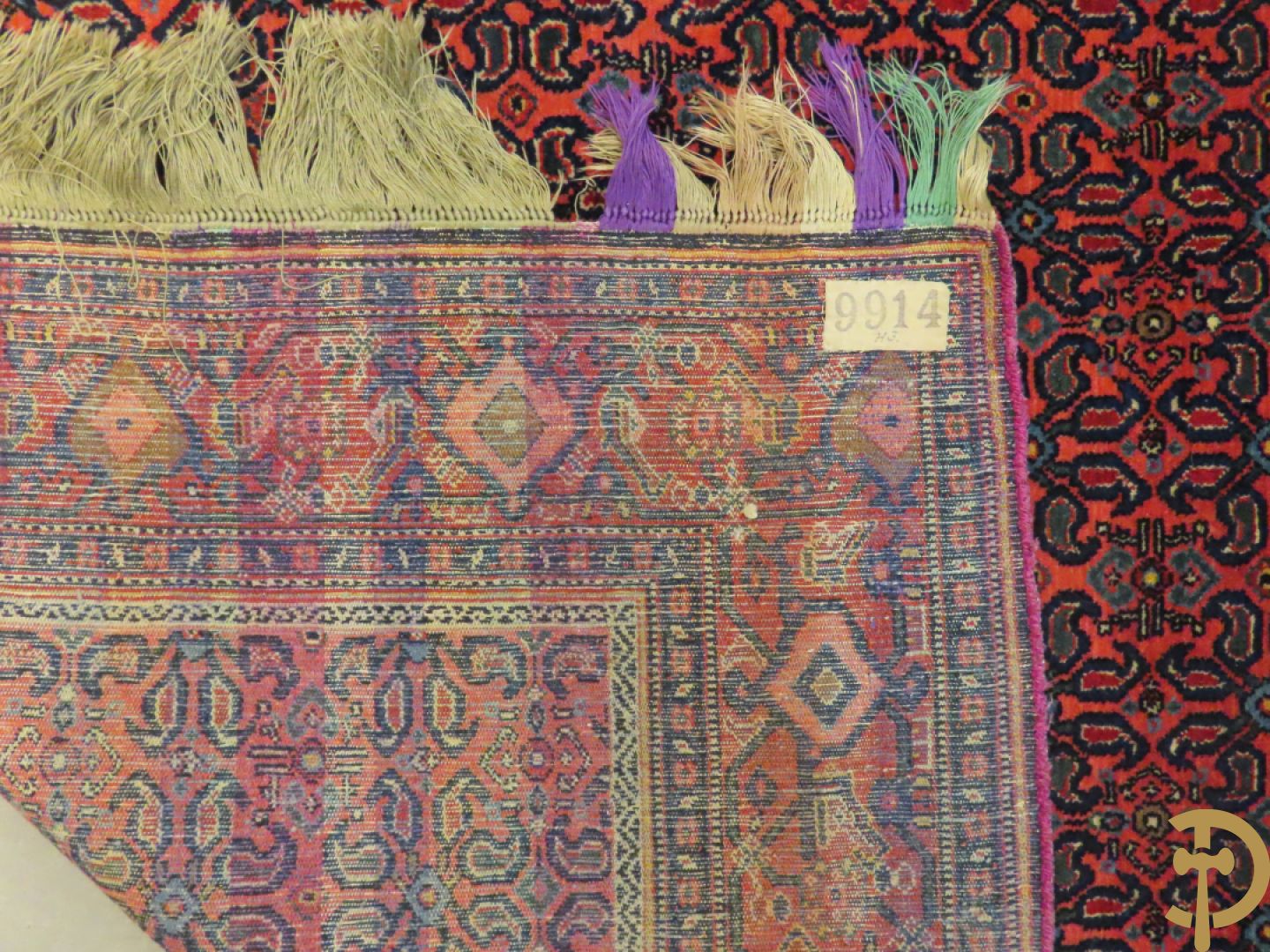 Antiek oosters handgeknoopt tapijt met doorlopend decor