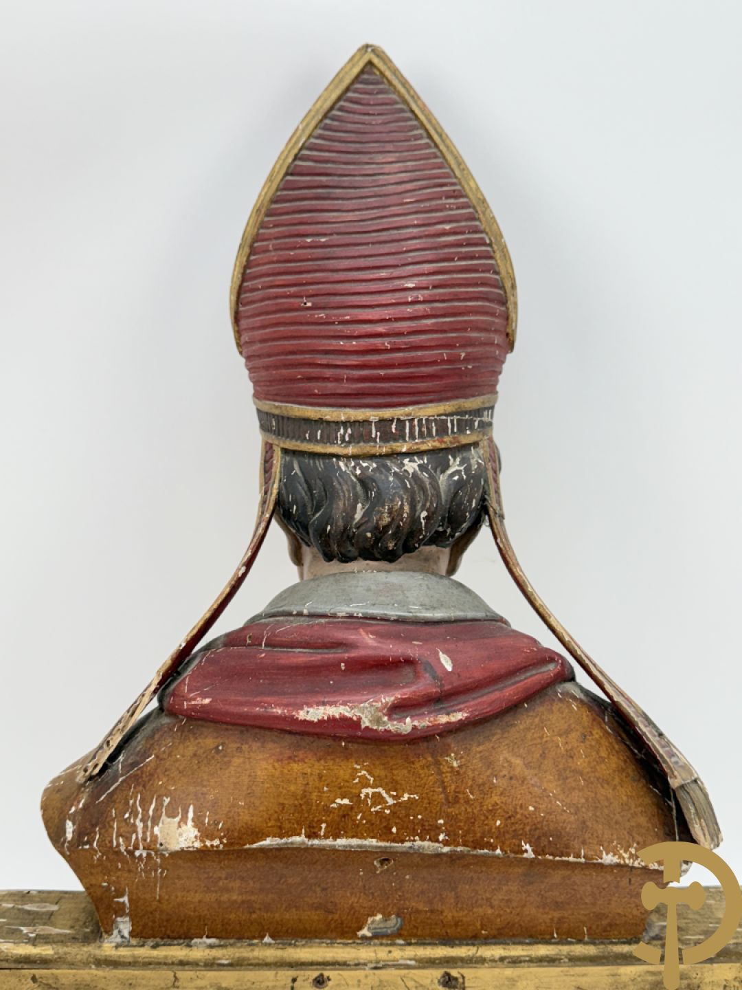 Gepolychromeerde houtsculptuur 