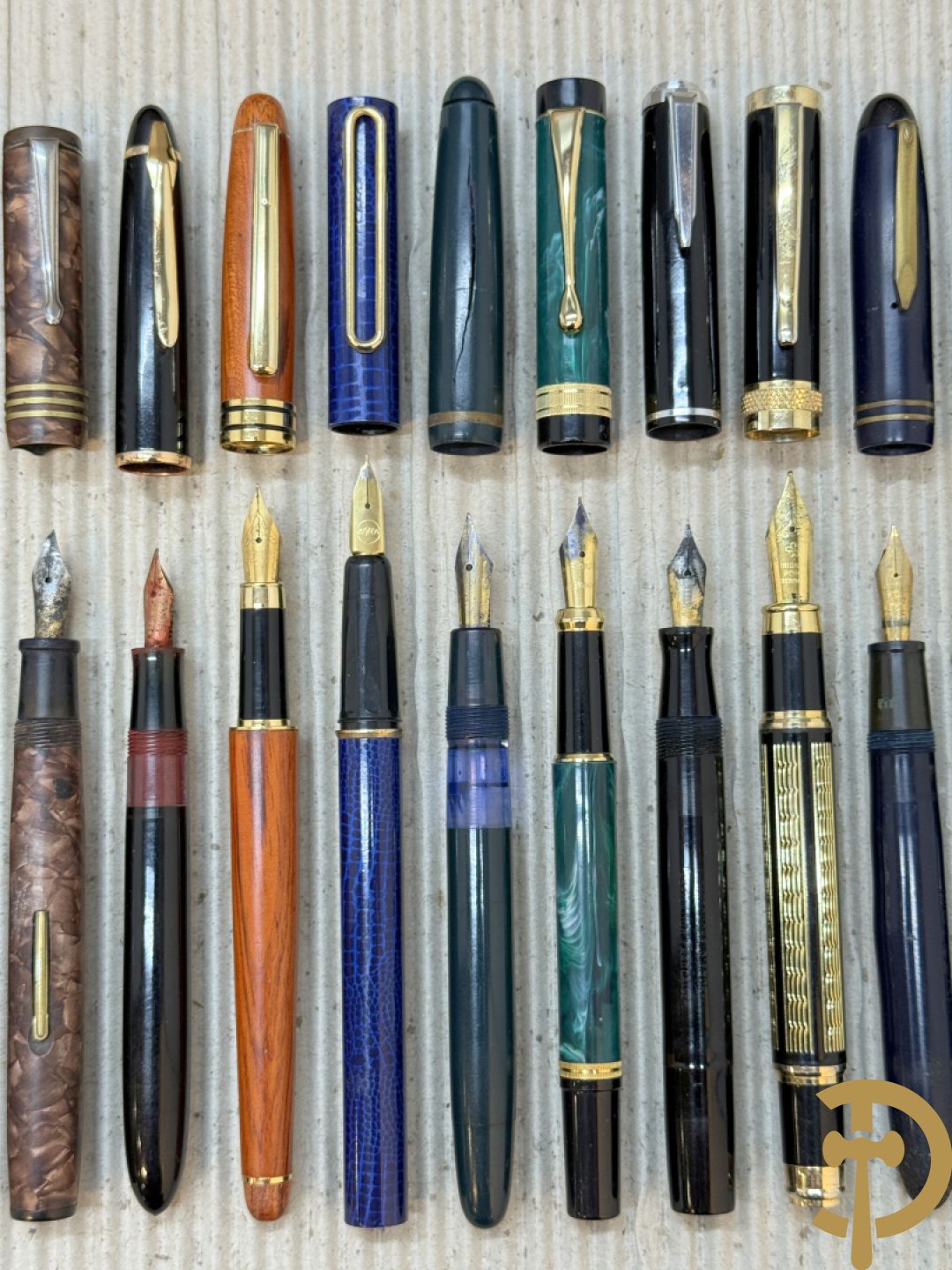Vijftien oude vulpennen w.o. 5 uit de jaren 