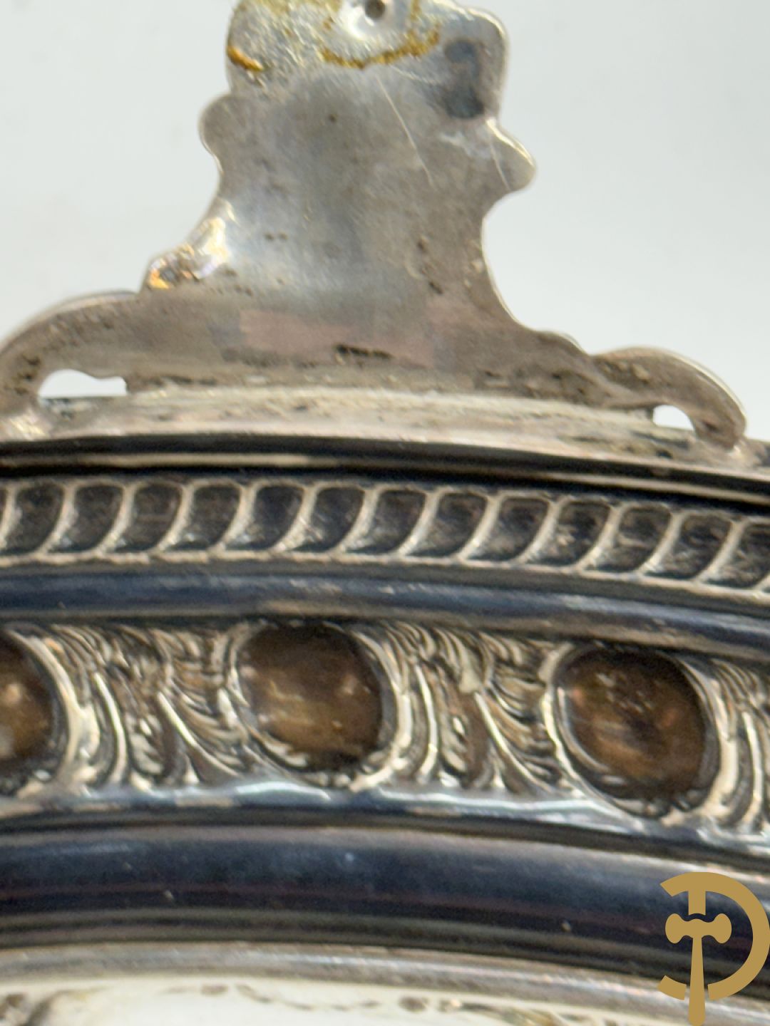 Massief zilveren ovale milieu de table met kristallen coupe