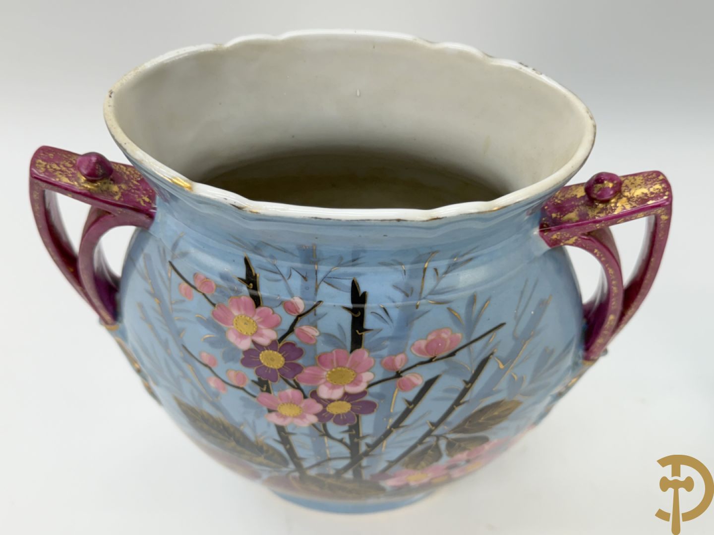 Paar porseleinen vazen met bloemendecor