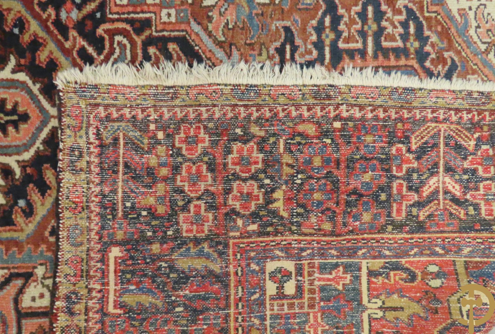 Antiek oosters handgeknoopt tapijt Heriz