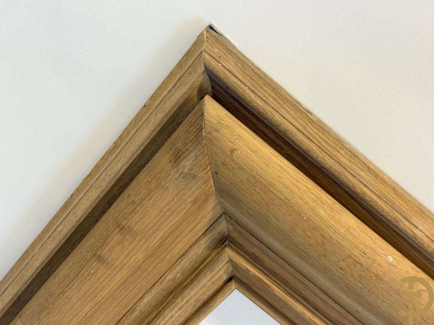 Eiken schouwmantel met gestoken molures